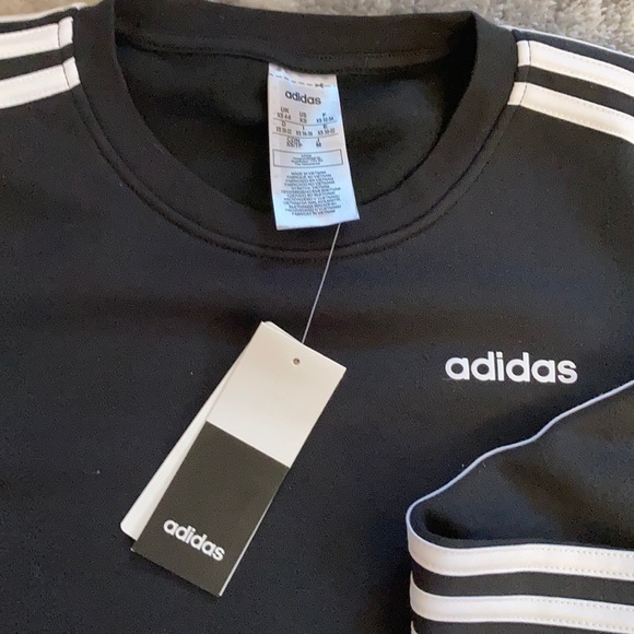 BNWT adidas pullover sweatshirt - Picture 4 of 9